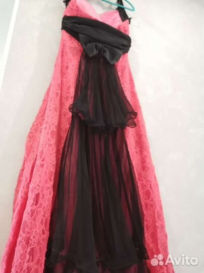 Вечернее платье