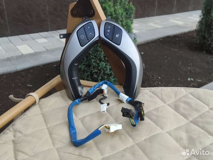 Кнопки мультруля Hyundai i30