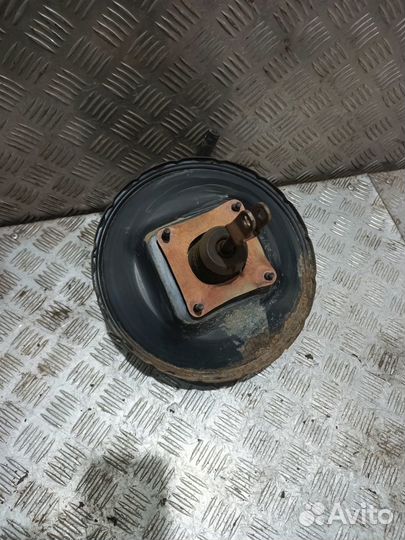 Усилитель тормозов вакуумный Rav 4 (94-00) б/у (арт. 4461009080)