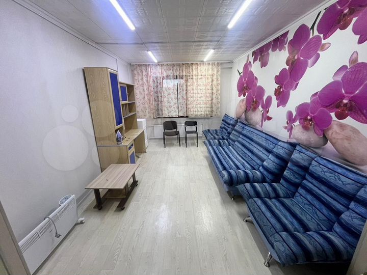 2-к. квартира, 52 м², 2/3 эт.