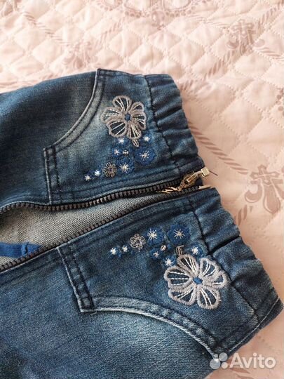 Джинсовая куртка для девочки с капюшоном