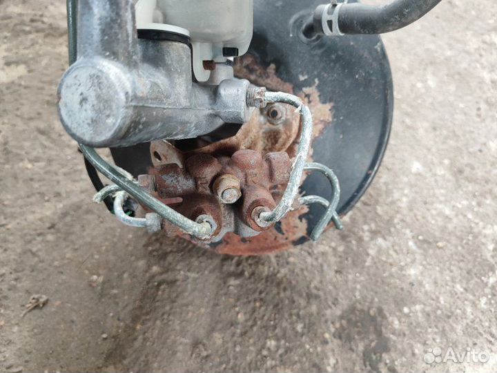 Вакуумный усилитель тормозов Mitsubishi Galant