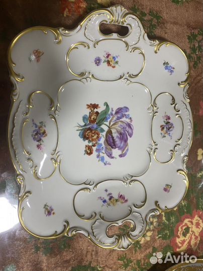 Антикварная тарелка