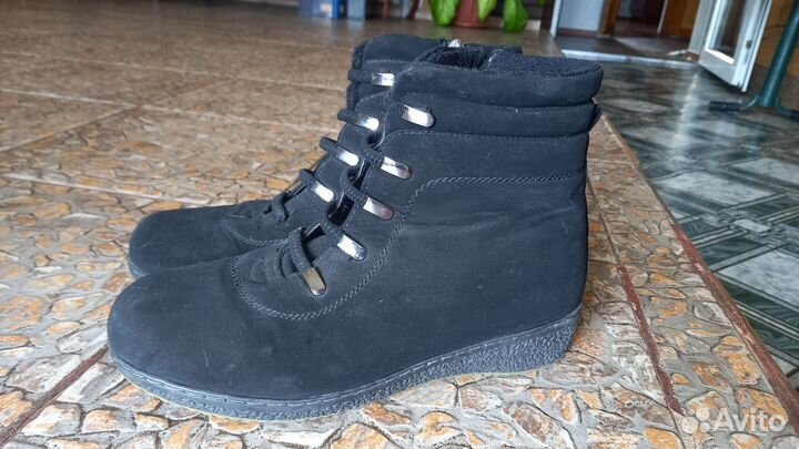 Ботинки женские зимние 41 42 размер