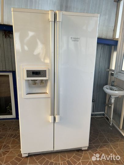 Холодильник hotpoint ariston бу