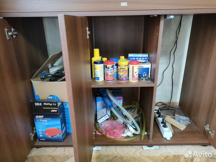 Juwel Аквариум Rio 400 с тумбой,фигуры