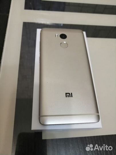 Xiaomi Redmi 4 PRO, 3/32 ГБ