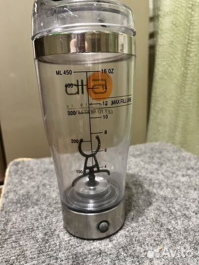 Шейкер для коктейлей (на батарейках)