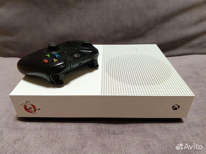 Xbox One S All digital 1tb