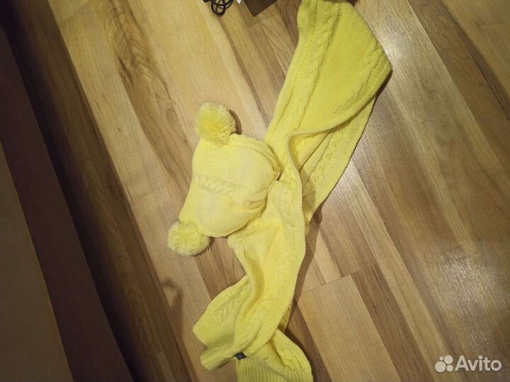 Комплект шапка и шарф для девочки