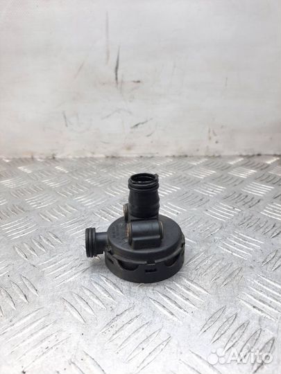 Клапан вентиляции картерных газов Seat Ibiza