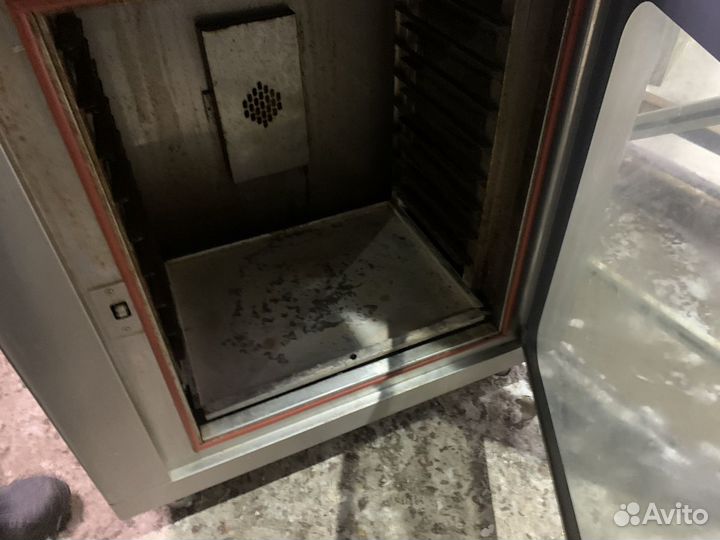 Расстоечный шкаф Abat шрт 10-1/1М