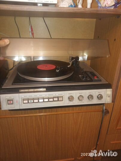 Проигрыватель виниловых дисков Вега 109