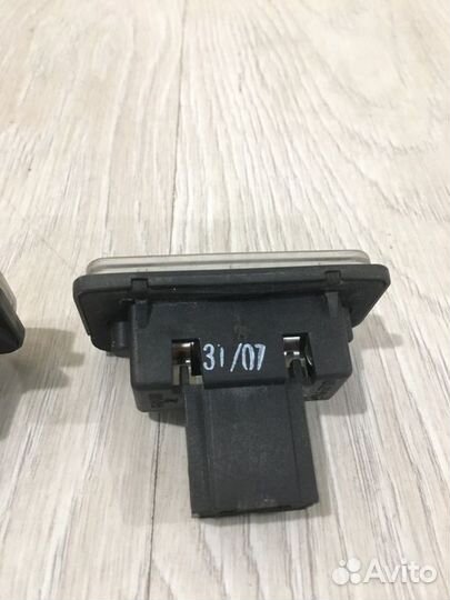 Подсветка номера Mercedes Benz E300 W211 M272.943