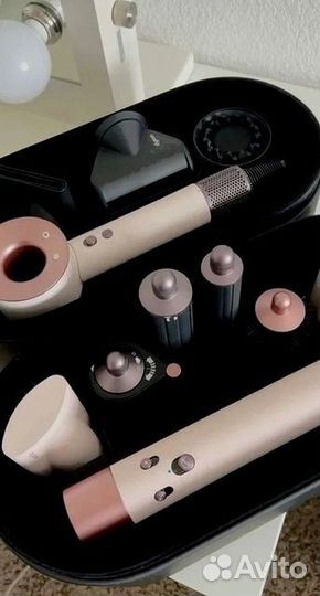 Стайлер Dysоn Фен