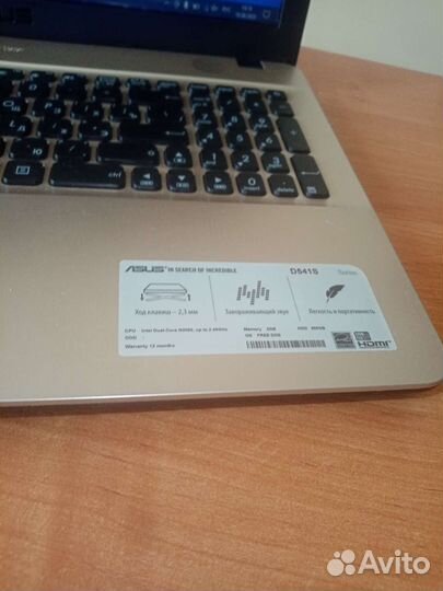 Ноутбук asus