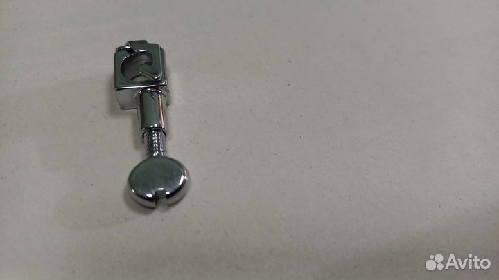 Иглодержатель