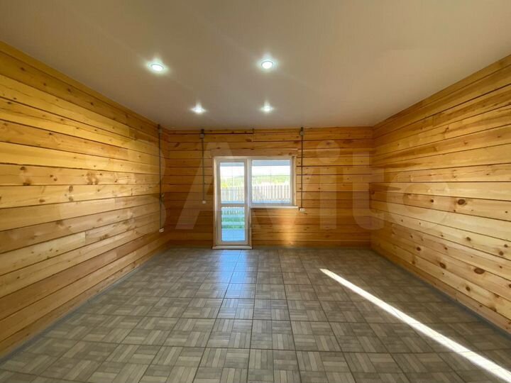 Дом 140 м² на участке 7 сот.