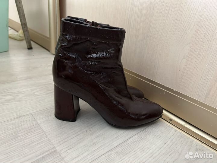 Ботильоны лаковые 37