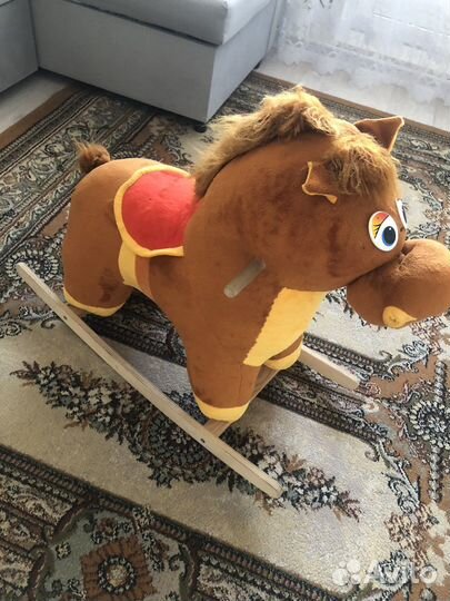 Качалка лошадь