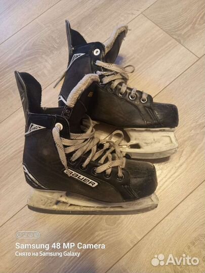 Коньки хоккейные