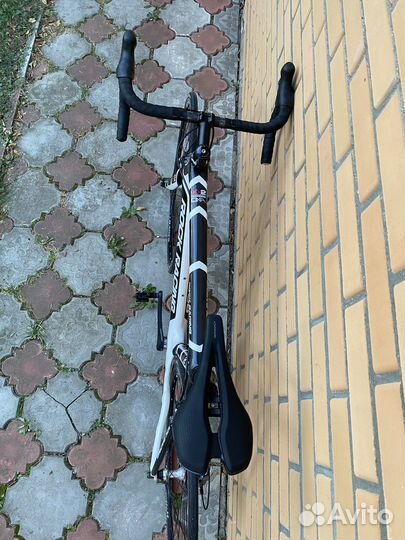 Шоссейный велосипед карбон