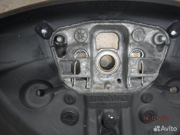 Руль Nissan Terrano F4R 2014