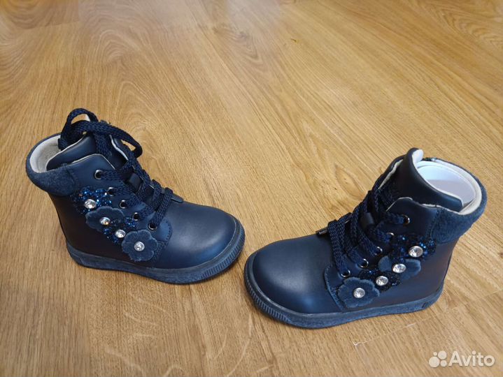 Демисезонные ботинки 22 размер фирма ортобум