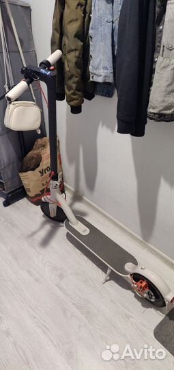 Самокат Xiomi electric scooter mi 3