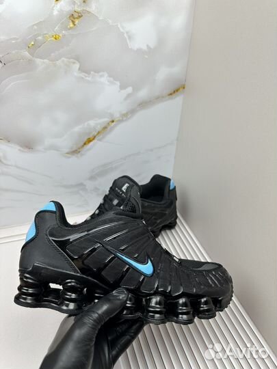 Кроссовки Nike shox