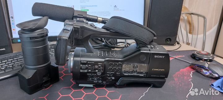 Видеокамера (камкодер) Sony NEX-EA50H