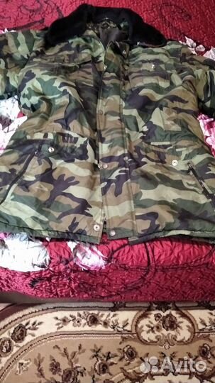 Куртка, свитер, рубашки, джинсы пакетом