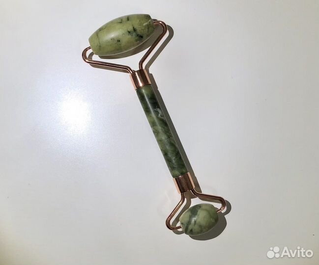 Роликовый массажер для лица