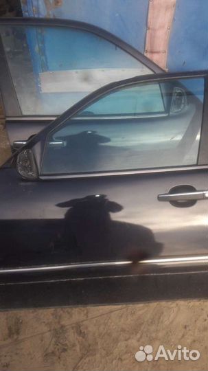 Передние двери Mercedes-Benz W 210