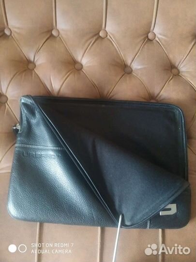 Чехол для ноутбука кожаный