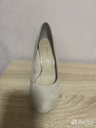 Туфли женские 38 размер белые