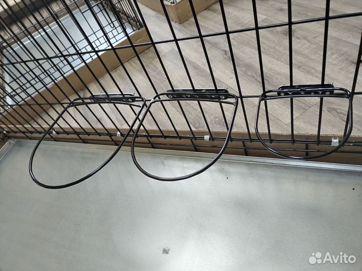 Подвесная миска в клетку