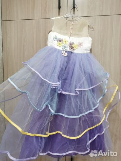 Платье с единорогом, р. 120, б/у