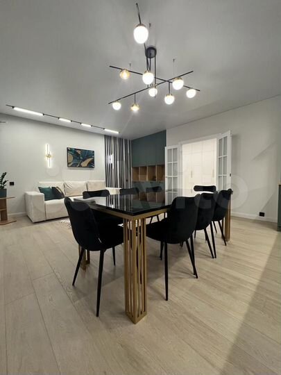 3-к. квартира, 83 м², 14/18 эт.