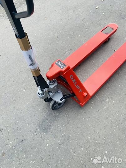 Гидравлическая тележка Рохля на 2-2.5 тонны