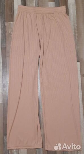 Огромный пакет вещей на девушку