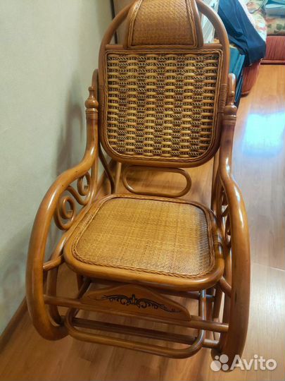 Кресло-качалка ротанг