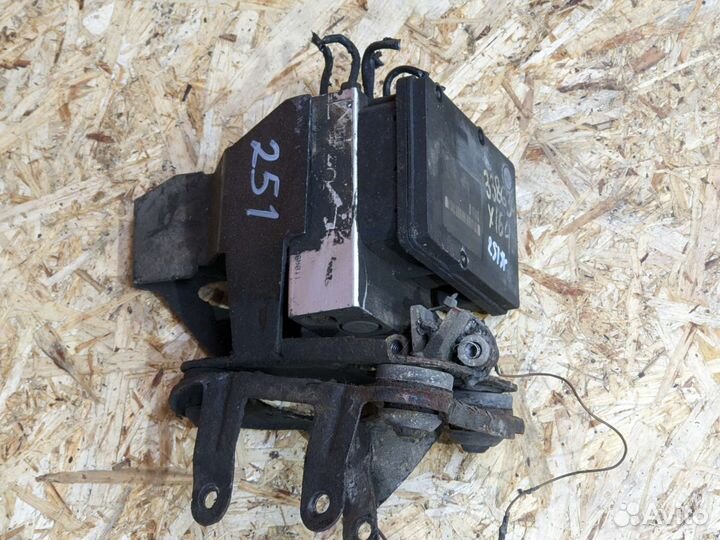 Блок abs mercedes w251