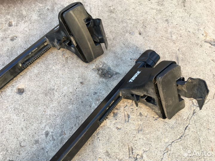 Багажник thule на крышу Ford Focus