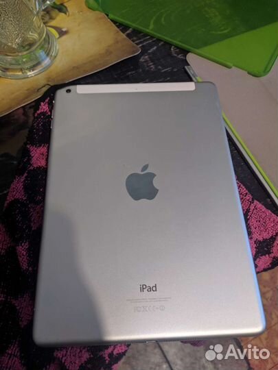 iPad Air LTE 128gb б/у батарея не очень