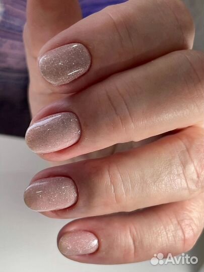 Нужна модель на маникюр