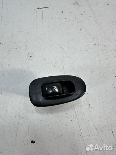 Kia Spectra кнопка стеклоподъемника