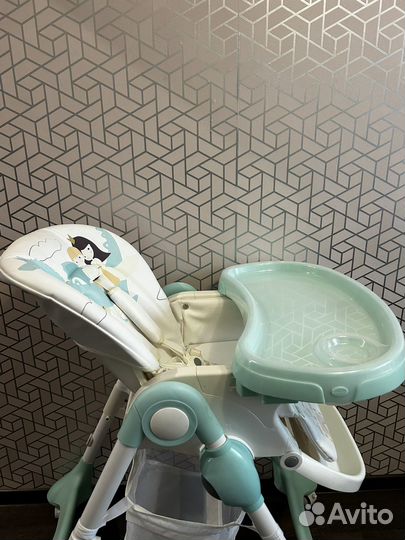 Стульчик для кормления corol