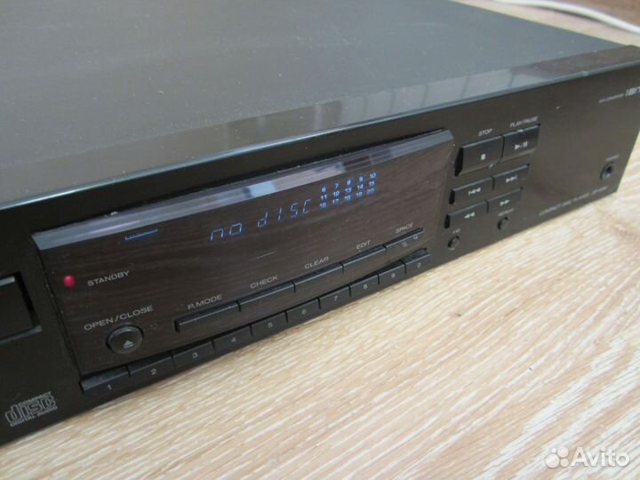 CD проигрыватель Kenwood DP-1080
