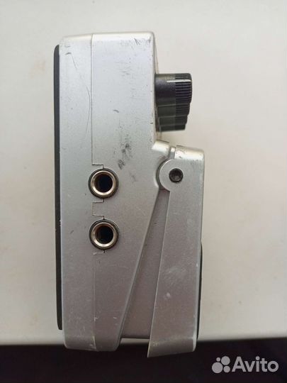 Педаль Behringer DD400